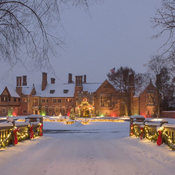 Meadow Brook Holiday Walk Tours Rochester, MI