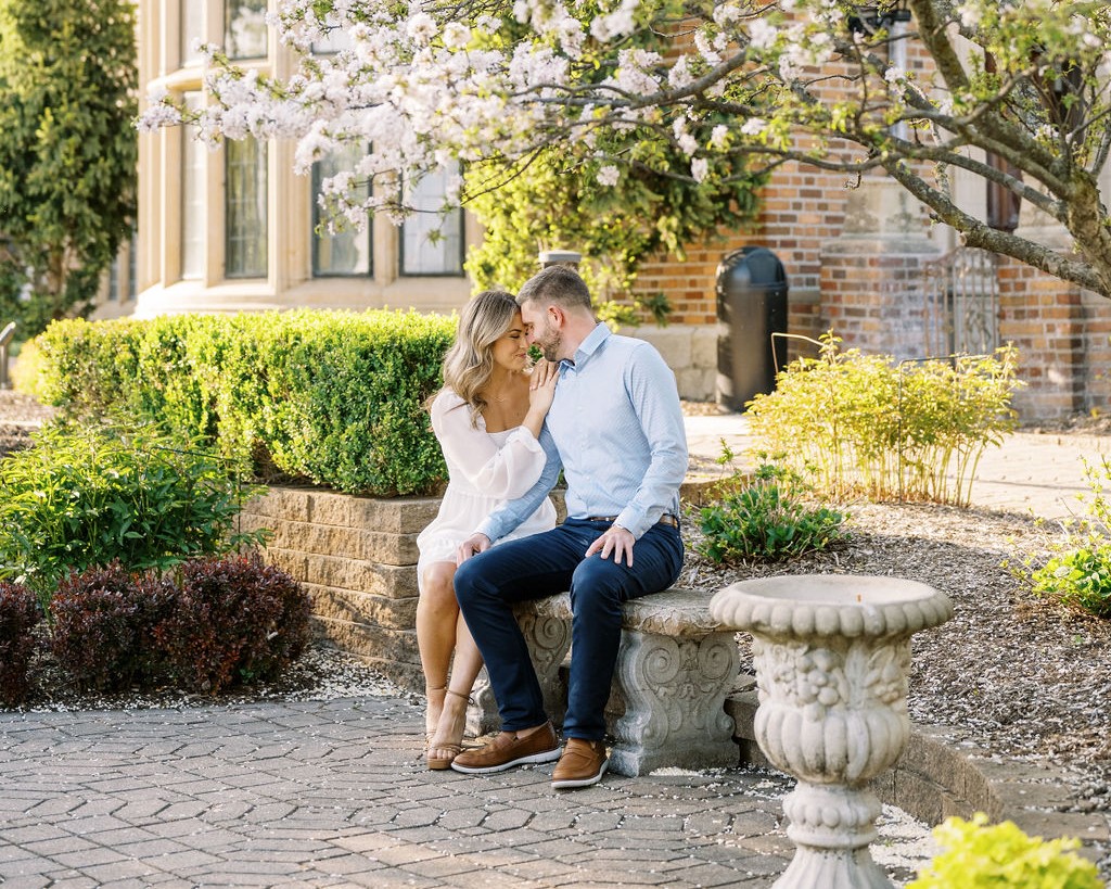 Beautiful engagement photos at Meadow Brook