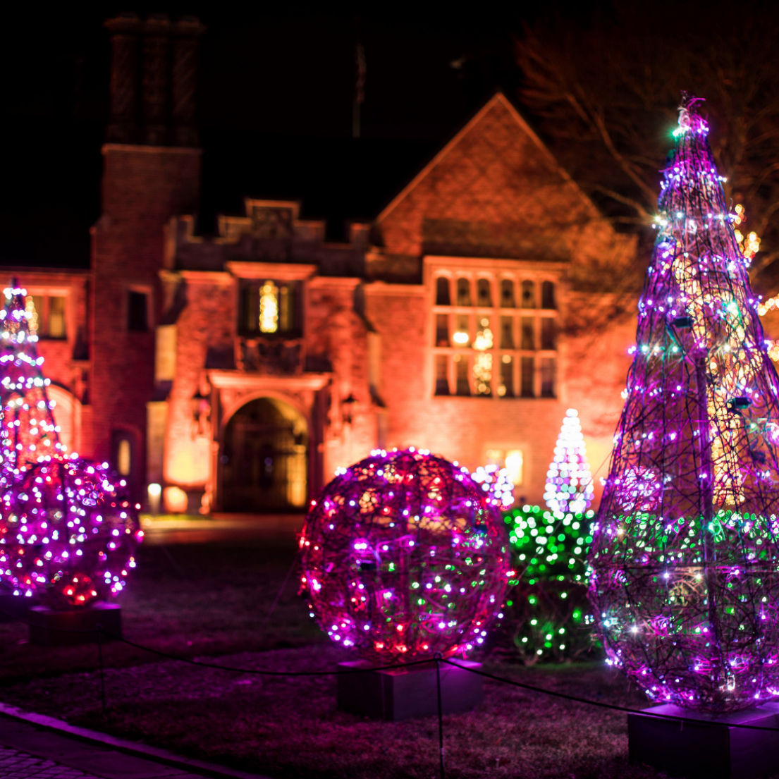 Front of Meadow Brook at Holidays