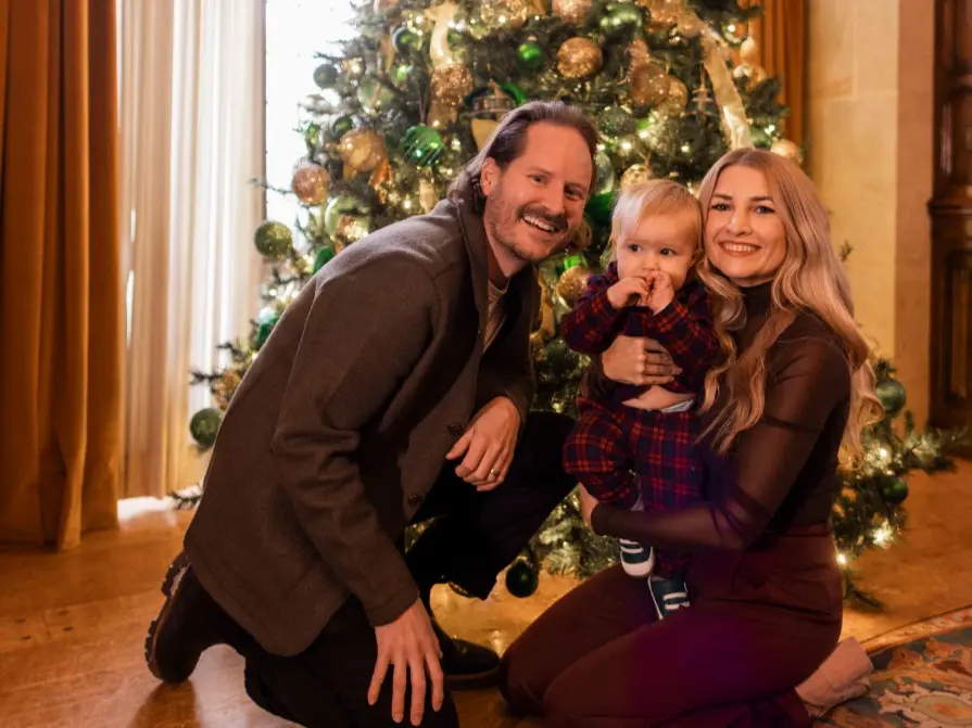 Family enjoys the Holidays at Meadow Brook
